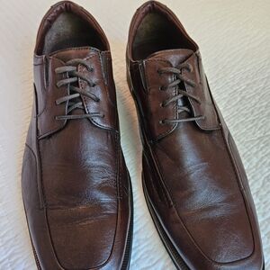 Johnston & Murphy Dark Brown Leather Oxfords